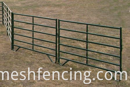 Portable corral panels H-W 12' Corral Gates Economy horse Panels Chain connectors